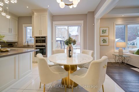 Photo 12 at 18 Giardina Crescent, Bayview Hill, Richmond Hill