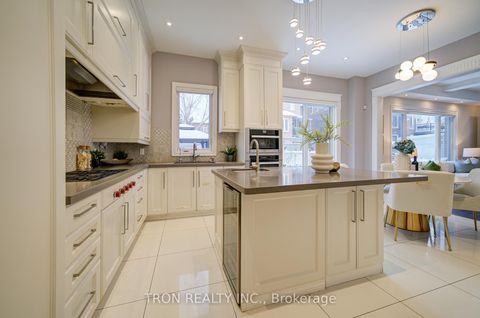 Photo 14 at 18 Giardina Crescent, Bayview Hill, Richmond Hill