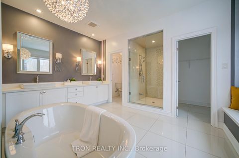 Photo 32 at 18 Giardina Crescent, Bayview Hill, Richmond Hill