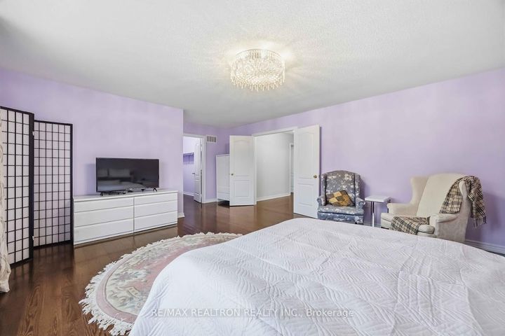 Photo 19 at 10 Dovetail Drive, Oak Ridges Lake Wilcox, Richmond Hill