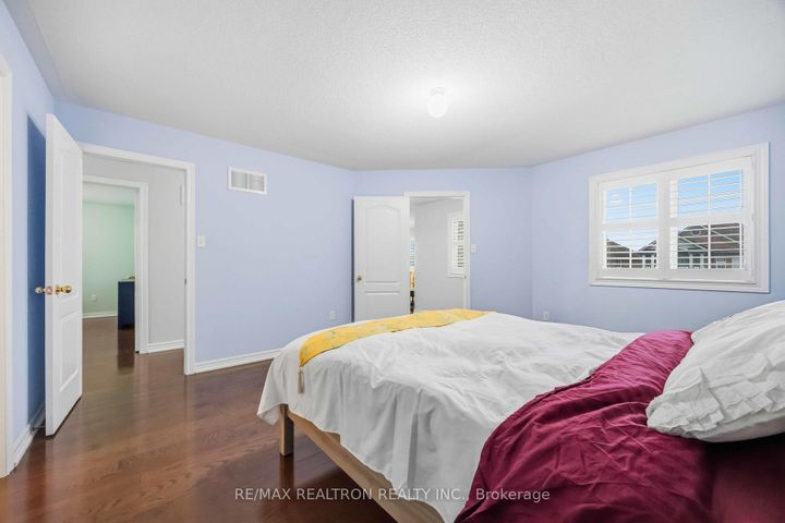 Photo 23 at 10 Dovetail Drive, Oak Ridges Lake Wilcox, Richmond Hill