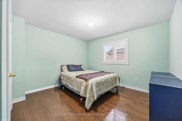 Photo 24 at 10 Dovetail Drive, Oak Ridges Lake Wilcox, Richmond Hill