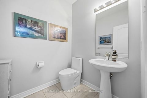 Photo 14 at 10 Dovetail Drive, Oak Ridges Lake Wilcox, Richmond Hill