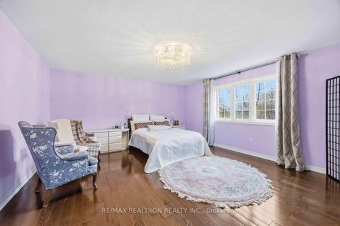 Photo 18 at 10 Dovetail Drive, Oak Ridges Lake Wilcox, Richmond Hill