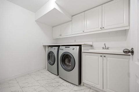 Photo 31 at 10 Dovetail Drive, Oak Ridges Lake Wilcox, Richmond Hill