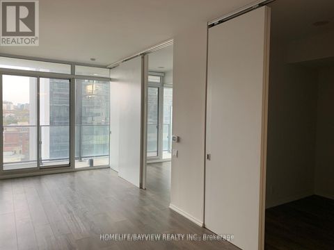 Photo 3 at 906 - 125 Peter Street, Waterfront Communities C1, Toronto