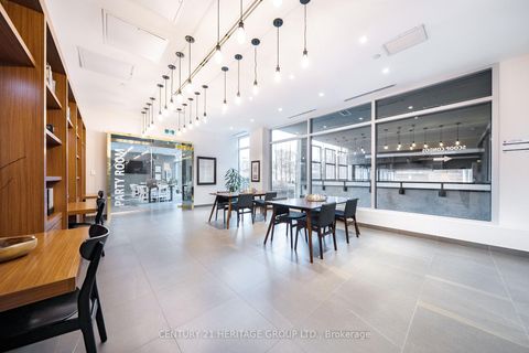 Photo 4 at 610 - 385 Osler Street, Pellam Park, Toronto