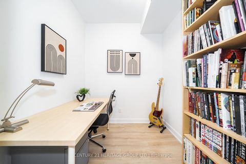 Photo 12 at 610 - 385 Osler Street, Pellam Park, Toronto