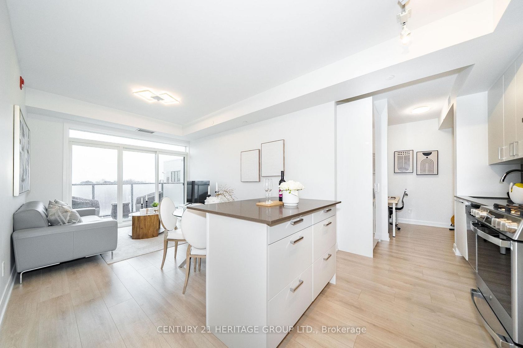 610 - 385 Osler Street, Pellam Park, Toronto photo number 2