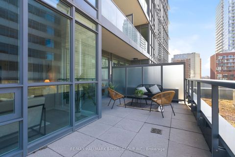 Photo 16 at 706 - 30 Roehampton Avenue, Mount Pleasant West, Toronto