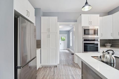 Photo 11 at 55 Burton Avenue, Allandale, Barrie