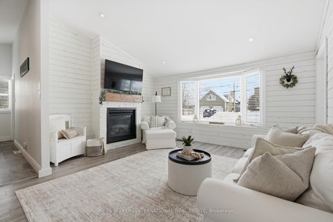 Photo 6 at 920 Barry Avenue, Rural Innisfil, Innisfil