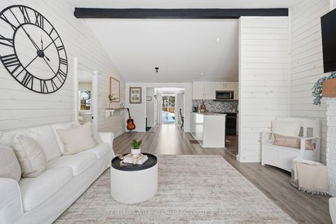 Photo 12 at 920 Barry Avenue, Rural Innisfil, Innisfil