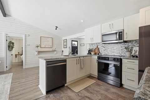 Photo 17 at 920 Barry Avenue, Rural Innisfil, Innisfil