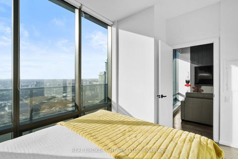 Photo 20 at 4406 - 5 St Joseph Street, Bay Street Corridor, Toronto