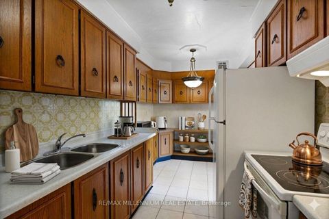 Photo 4 at 606 - 345 Driftwood Avenue, Black Creek, Toronto