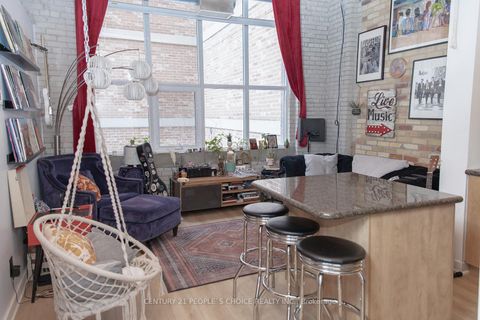 Photo 4 at 228 - 955 Queen Street W, Niagara, Toronto