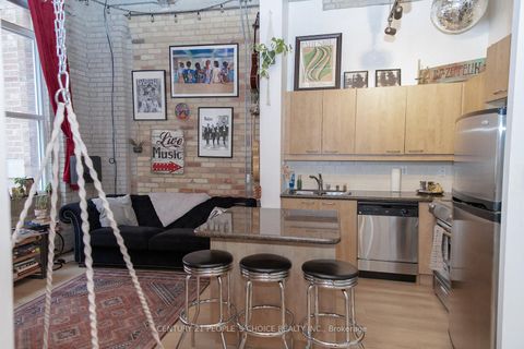 Photo 5 at 228 - 955 Queen Street W, Niagara, Toronto