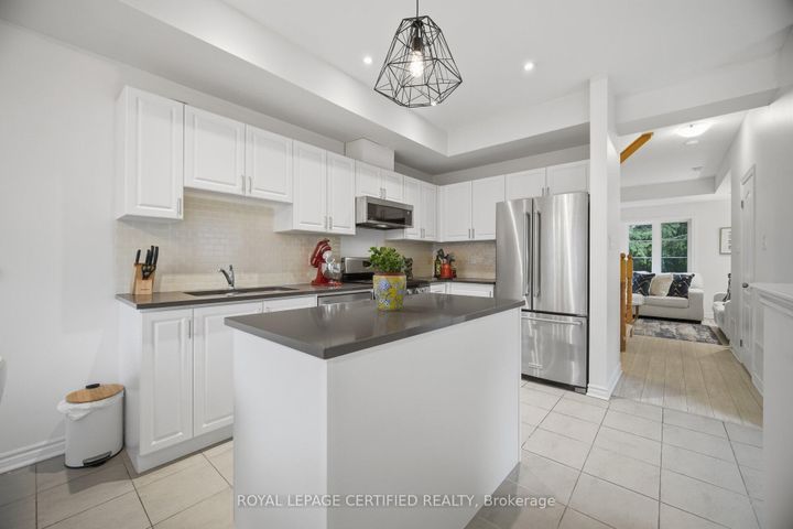Photo 4 at 22 - 383 Dundas Street E, Waterdown, Hamilton