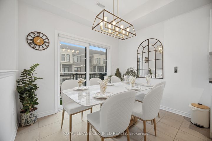Photo 10 at 22 - 383 Dundas Street E, Waterdown, Hamilton