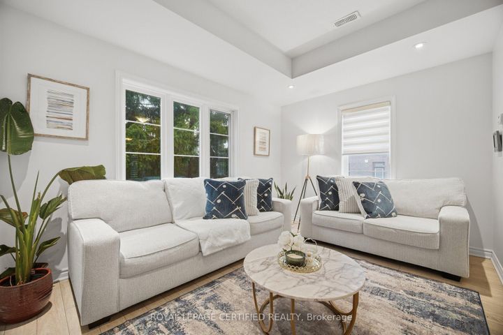 Photo 13 at 22 - 383 Dundas Street E, Waterdown, Hamilton