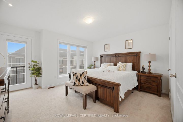 Photo 16 at 22 - 383 Dundas Street E, Waterdown, Hamilton