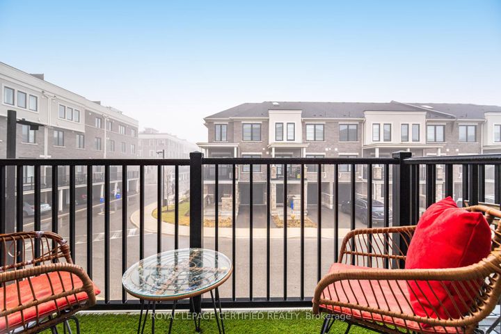 Photo 22 at 22 - 383 Dundas Street E, Waterdown, Hamilton