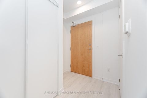 Photo 5 at 2304 - 1435 Celebration Drive, Bay Ridges, Pickering