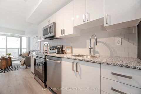 Photo 9 at 2304 - 1435 Celebration Drive, Bay Ridges, Pickering