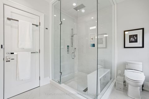 Photo 23 at 33 Nesbitt Drive, Leaside, Toronto