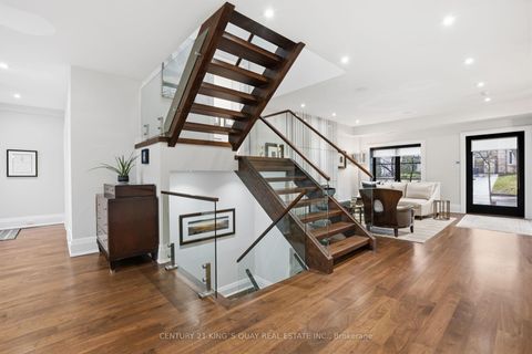 Photo 36 at 33 Nesbitt Drive, Leaside, Toronto