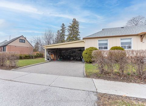 Photo 2 at 1 Snaresbrook Drive, Kipling, Toronto