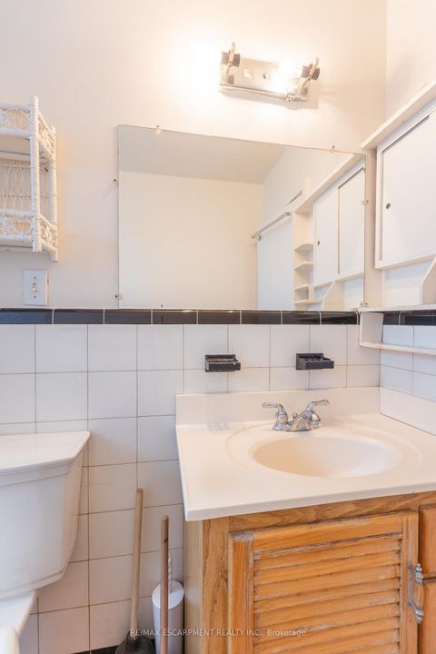 Photo 22 at 1 Snaresbrook Drive, Kipling, Toronto