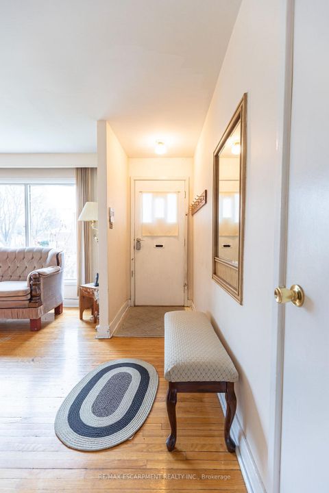 Photo 25 at 1 Snaresbrook Drive, Kipling, Toronto