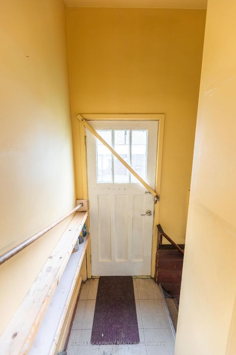 Photo 26 at 1 Snaresbrook Drive, Kipling, Toronto