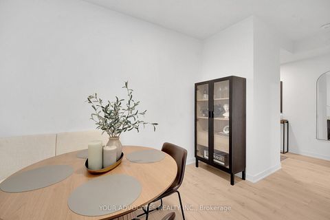 Photo 8 at 902 - 9 Tecumseth Street, Niagara, Toronto