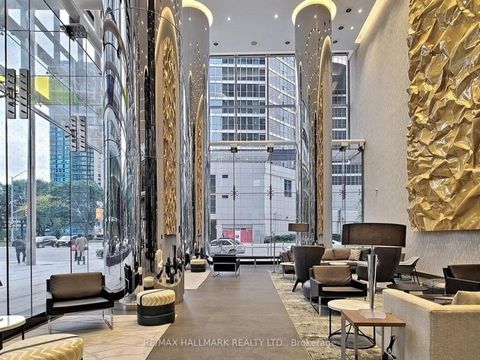 Photo 4 at 1905 - 10 York Street, Waterfront Communities C1, Toronto