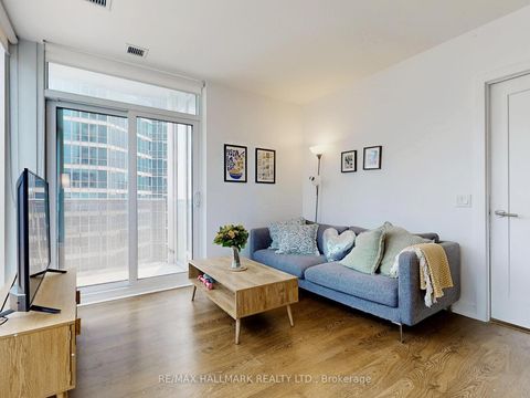 Photo 11 at 1905 - 10 York Street, Waterfront Communities C1, Toronto