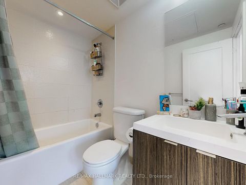 Photo 18 at 1905 - 10 York Street, Waterfront Communities C1, Toronto