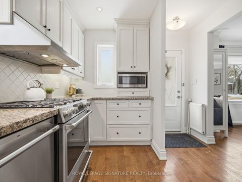 Photo 3 at 205 Prince Edward Drive S, Queensway, Toronto