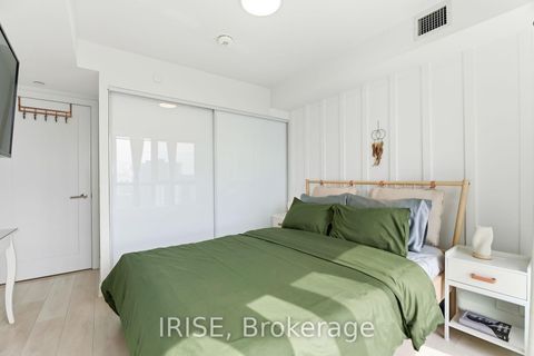 Photo 11 at 2019 - 585 Bloor St E, North St. James Town, Toronto