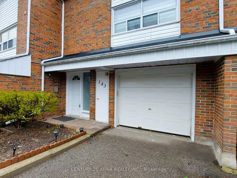 Photo 1 at 143 Purpledusk Trail, Morningside, Toronto