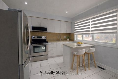 Photo 9 at 143 Purpledusk Trail, Morningside, Toronto