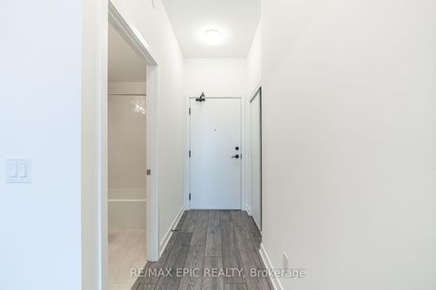 Photo 13 at 613 - 8888 Yonge Street, South Richvale, Richmond Hill