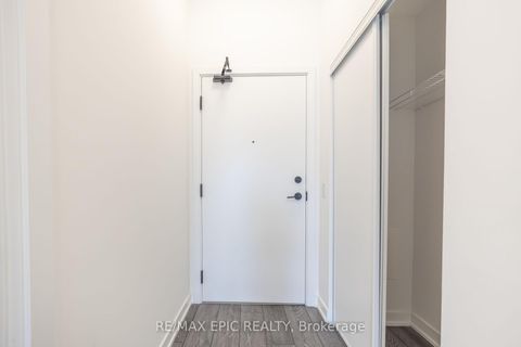 Photo 14 at 613 - 8888 Yonge Street, South Richvale, Richmond Hill