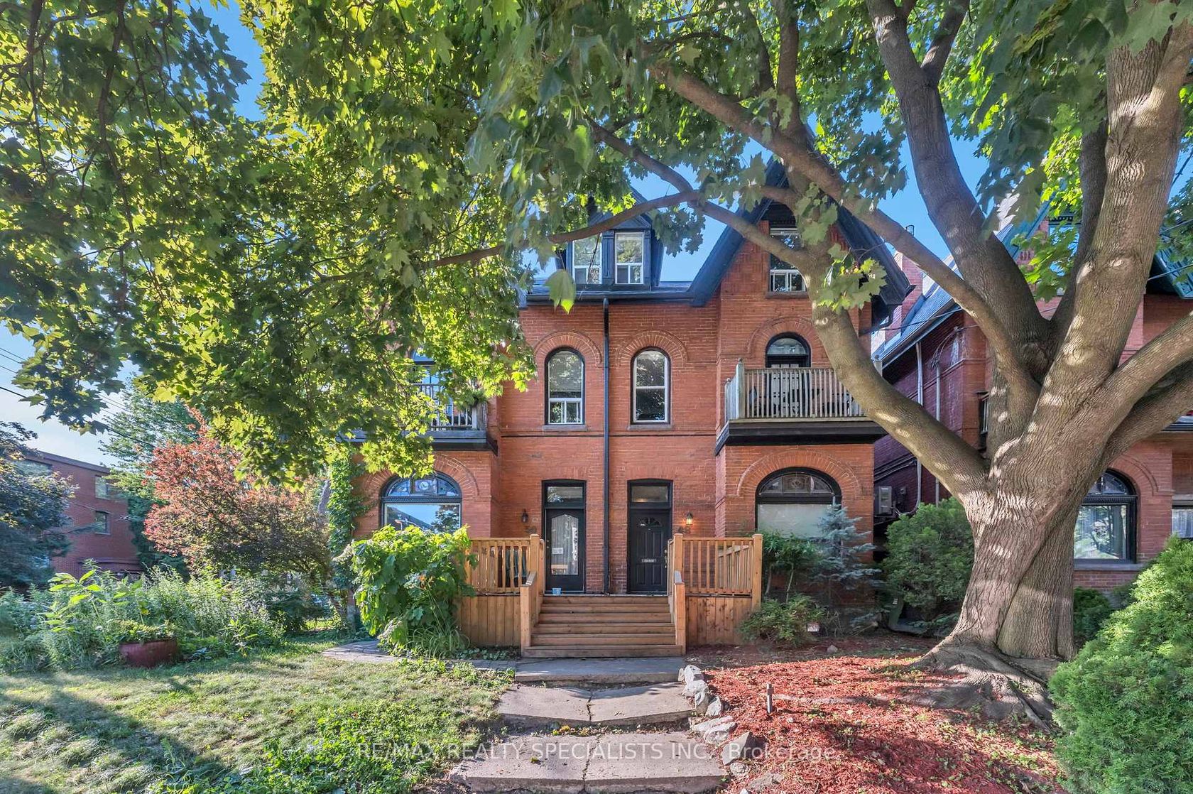 48 Leopold Street, South Parkdale, Toronto photo number 2