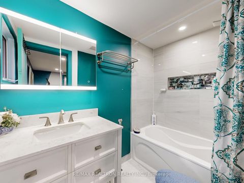 Photo 18 at 757 Srigley Street, College Manor, Newmarket