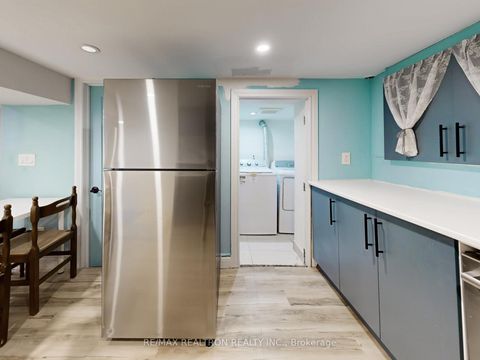 Photo 30 at 757 Srigley Street, College Manor, Newmarket