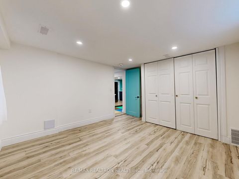 Photo 35 at 757 Srigley Street, College Manor, Newmarket