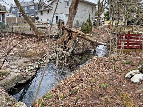 Photo 43 at 757 Srigley Street, College Manor, Newmarket